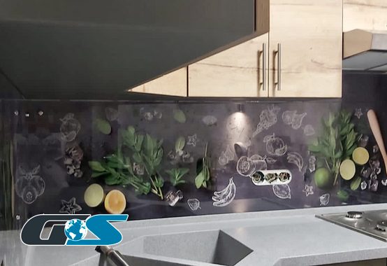 Стеклянный фартук для кухни Скинали с рисунком (абстракция, 3D, природа, города, капли, лёд, и т.д.) №SKINALI-6030