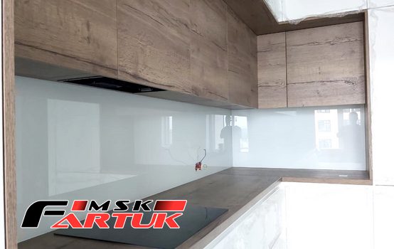 Стеклянный фартук для кухни Однотонные скинали (каталог RAL, NCS) №2c4c6d66-d8c8-4452-a98b-919e2e51e2ee