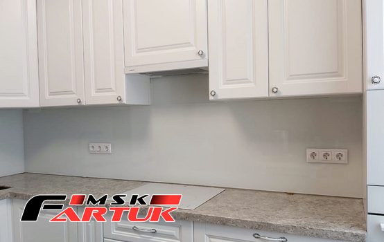 Стеклянный фартук для кухни Однотонные скинали (каталог RAL, NCS) №d29d862a-fb8f-4c10-86d3-9771311d7714