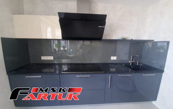 Стеклянный фартук для кухни Однотонные скинали (каталог RAL, NCS) №e7eddcaf-8a3b-49ea-a2e2-5676a5d6567a