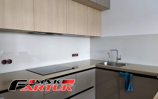 Стеклянный фартук для кухни Однотонные скинали (каталог RAL, NCS) №f30d31b1-09b5-4a40-8e06-c13fd1eb87d5